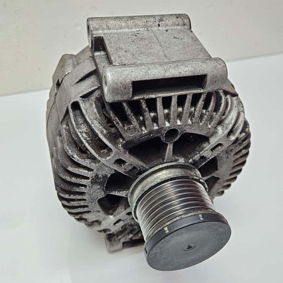 A6421540402-2009 Mercedes-Benz ML350 E320 X164 W164 W204 Alternator OEM
