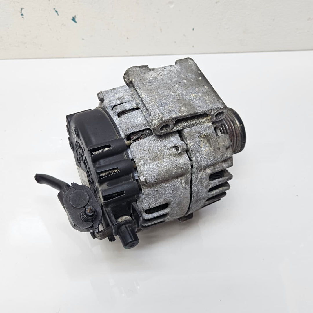 A0131546802-2012-2016 Mercedes-Benz E250 GLE300d Vito Sprinter Alternator