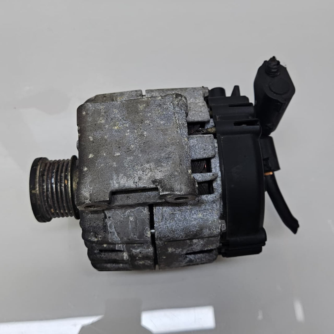 A0131546802-2012-2016 Mercedes-Benz E250 GLE300d Vito Sprinter Alternator