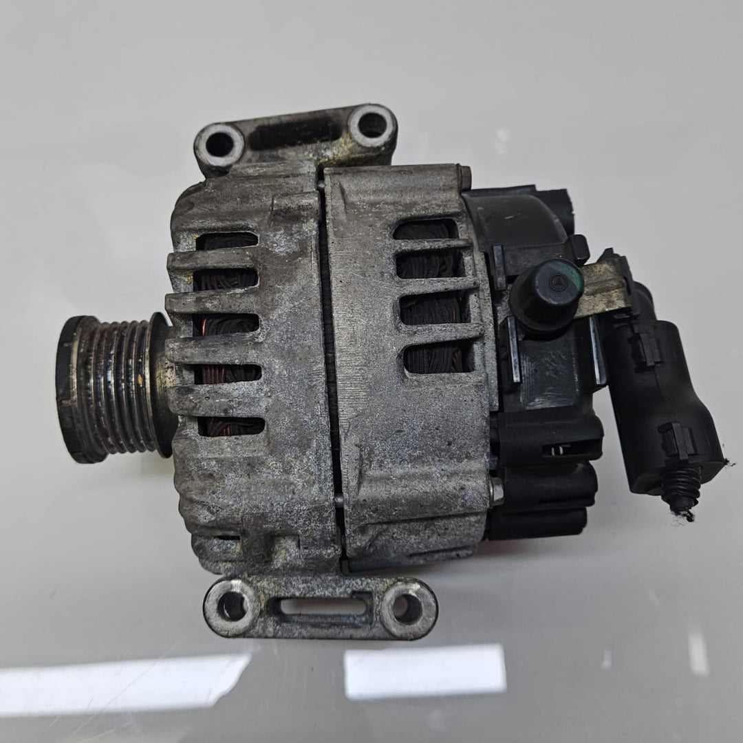 A0131546802-2012-2016 Mercedes-Benz E250 GLE300d Vito Sprinter Alternator