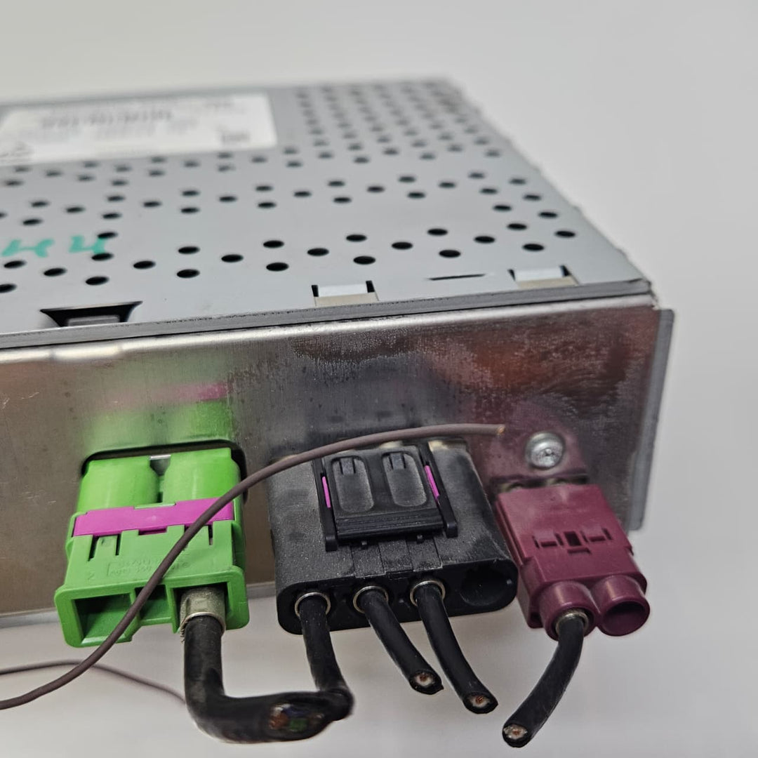 A2229009111-2018-2020 Mercedes-Benz S-Class TV Tuner Control Unit