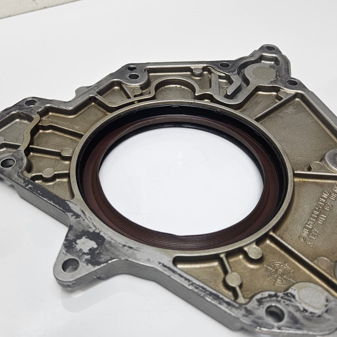 A1370110208-2001-2006 Mercedes-Benz CL600 C215 Crankshaft Rear Oil Seal Seat OEM