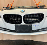 قم بتحميل الصورة إلى عارض الصور، BMW F10 2011 530i WHITE COMPLETE NOSE CUT FRONT BUMPER XENON DYNAMIC HEADLIGHTS GRILLE OEM USED