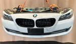 قم بتحميل الصورة إلى عارض الصور، BMW F10 2011 530i WHITE COMPLETE NOSE CUT FRONT BUMPER XENON DYNAMIC HEADLIGHTS GRILLE OEM USED