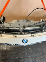 Bild in die Galerieansicht laden, BMW F30 2014 320d N47N WHITE COMPLETE NOSE CUT FRONT BUMPER BASIC LED HEADLIGHTS GRILLE OEM USED