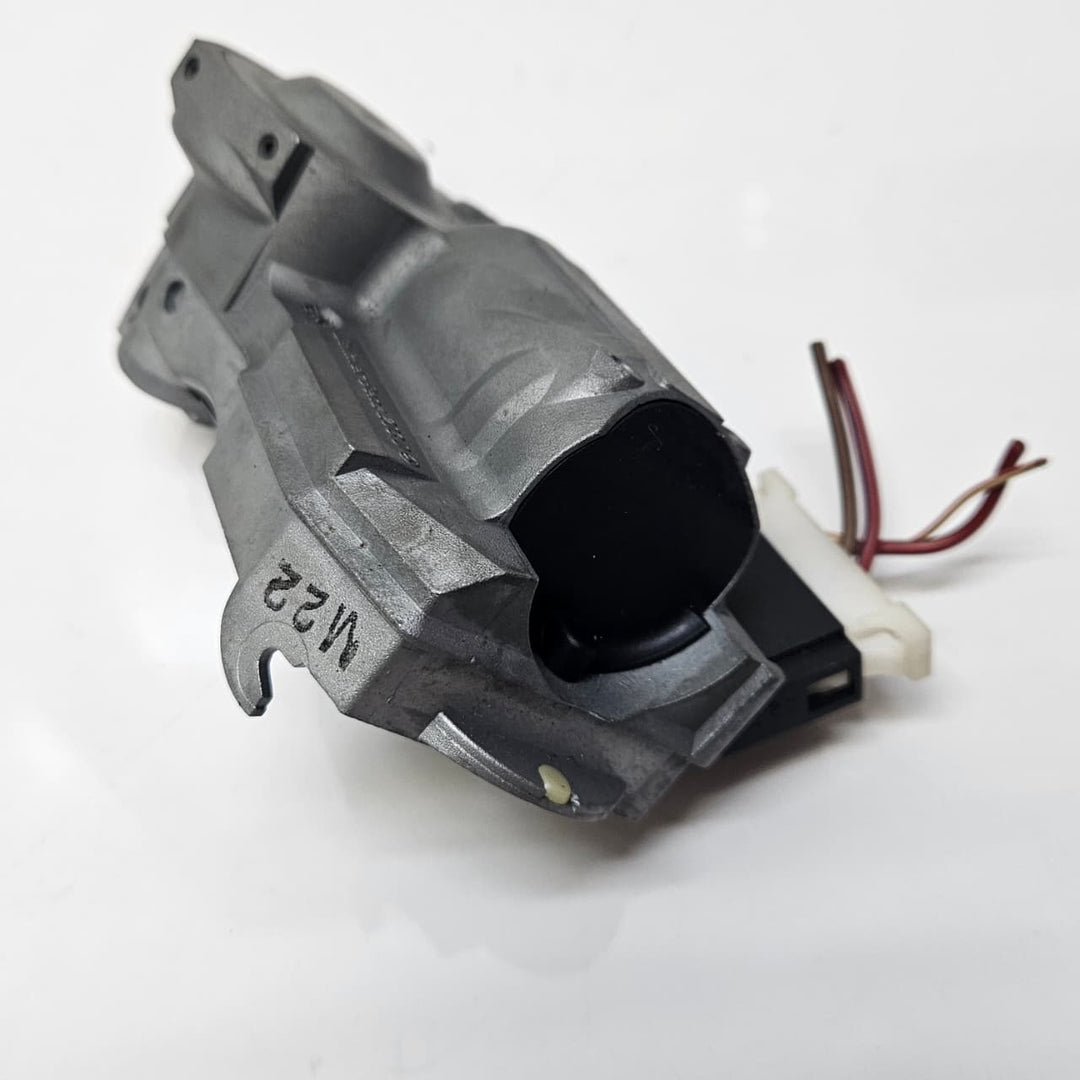 A2034621130-2010-2013 Mercedes-Benz E-W211 Sprinter 2500 Steering Column Lock