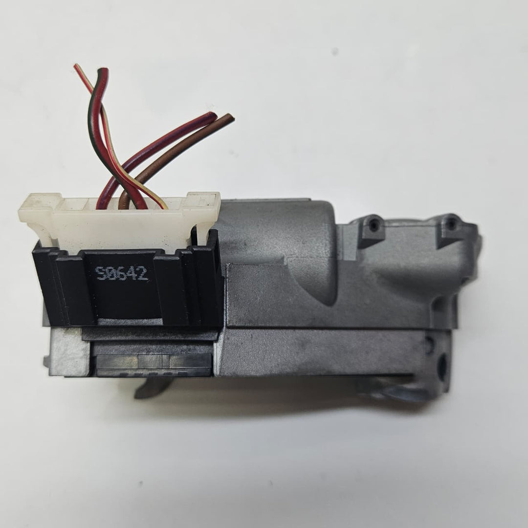 A2034621130-2010-2013 Mercedes-Benz E-W211 Sprinter 2500 Steering Column Lock