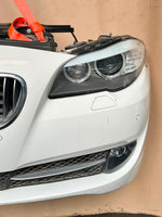 Bild in die Galerieansicht laden, 2012 BMW 530i F10 Complete Front Nose Cut Headlights Grille Bumper OEM