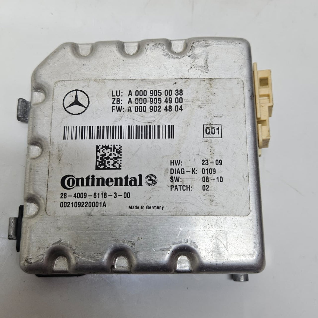 A0009050038-2011-2014 Mercedes-Benz C300 E350 Front Camera Control Unit