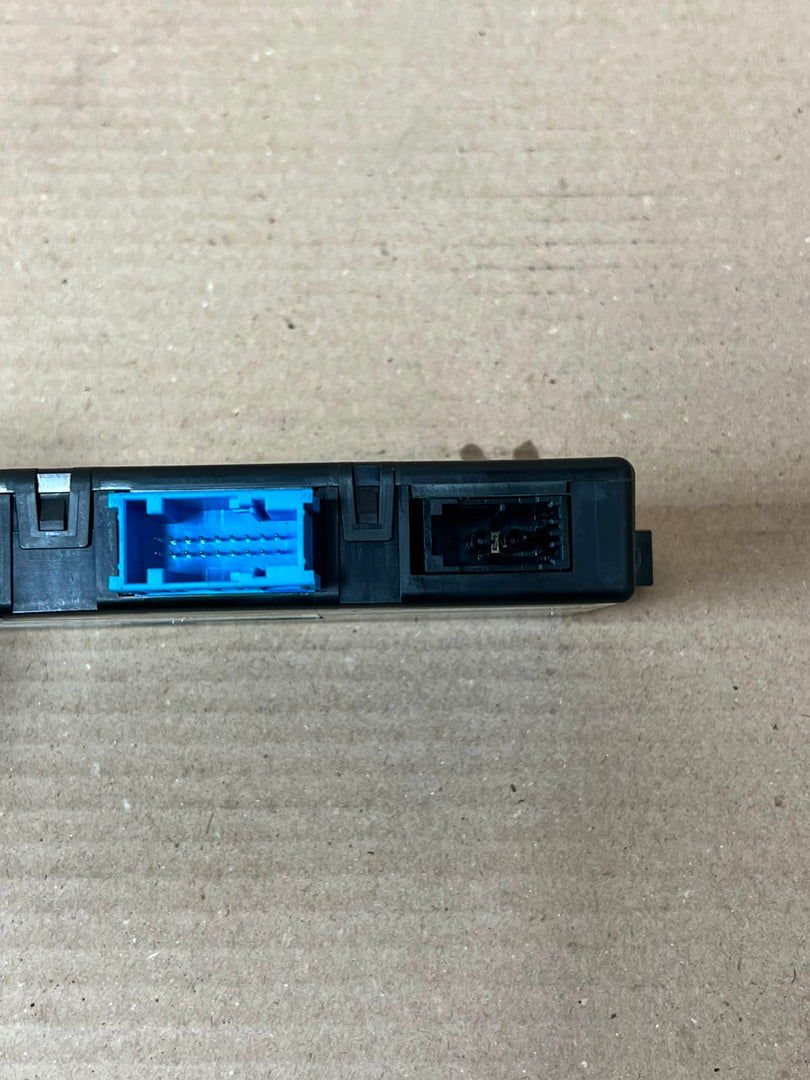 BMW 528i F10 F11 Central Gateway Module 9266408 OEM 2010-2016