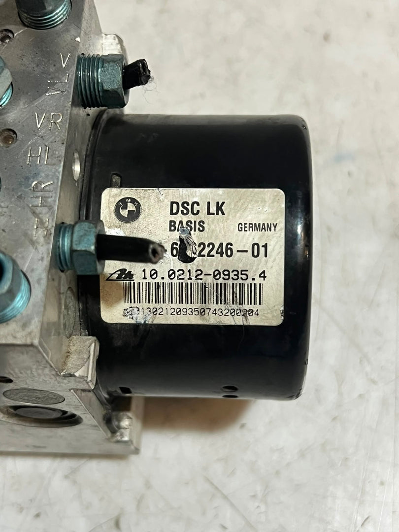 BMW 328i F30 F32 F33 ABS Brake Pump Control Module 6862247 OEM 2012-2016