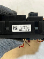 Bild in die Galerieansicht laden, BMW 528i 535i 550i F10 F11 Power Distribution Fuse Box 9234423 OEM 2010-2016