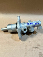 Bild in die Galerieansicht laden, 2001 BMW 5 Series E39 Brake Master Cylinder Used Genuine OEM