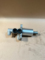 Load image into Gallery viewer, 2011 BMW X5 E70 Brake Master Cylinder Used Genuine OEM