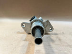 Bild in die Galerieansicht laden, 2000 BMW 7 Series E38 Brake Master Cylinder Used Genuine OEM