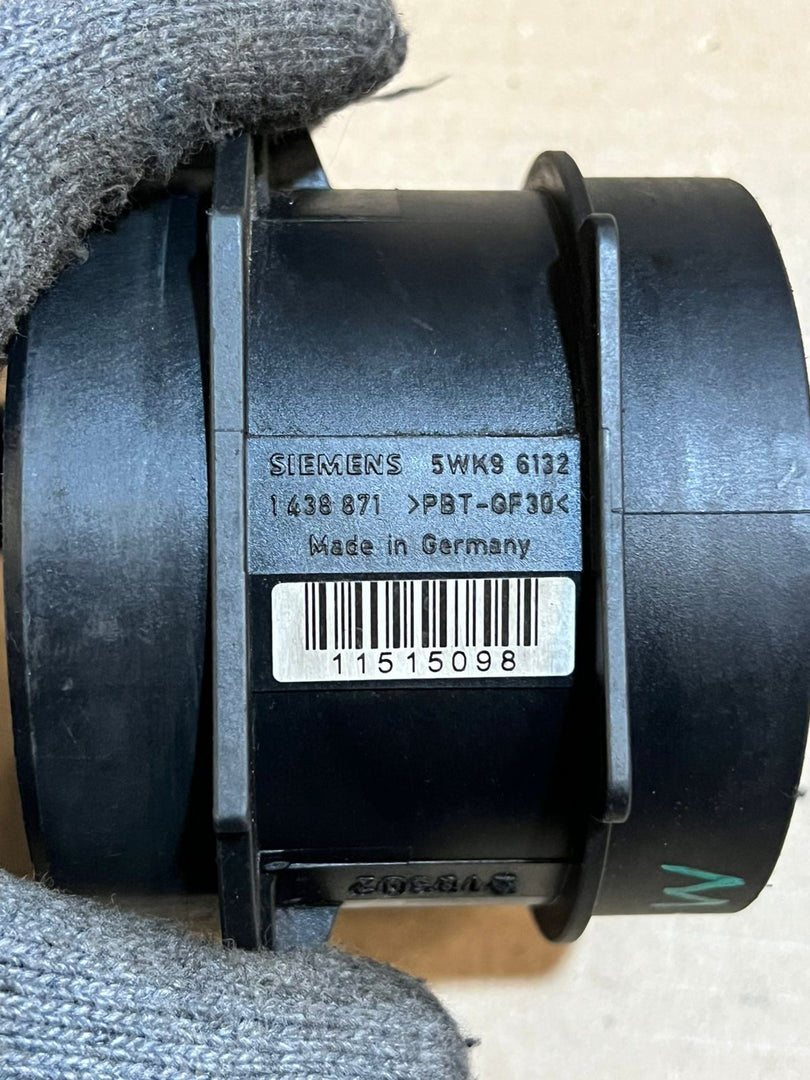 2001-2005 BMW 330i E46 M54 Mass Air Flow MAF Sensor 1438871 OEM