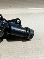 Bild in die Galerieansicht laden, BMW M54B30 3.0L Engine Thermostat Housing Assembly Used Genuine OEM