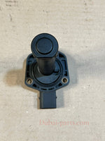 Load image into Gallery viewer, 2006-2011 BMW 323i 325i E90 E82 Engine Oil Level Sensor 7607910 OEM
