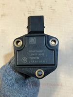 Load image into Gallery viewer, 2006-2011 BMW 323i 325i E90 E82 Engine Oil Level Sensor 7607910 OEM