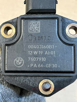 Load image into Gallery viewer, 2006-2011 BMW 323i 325i E90 E82 Engine Oil Level Sensor 7607910 OEM