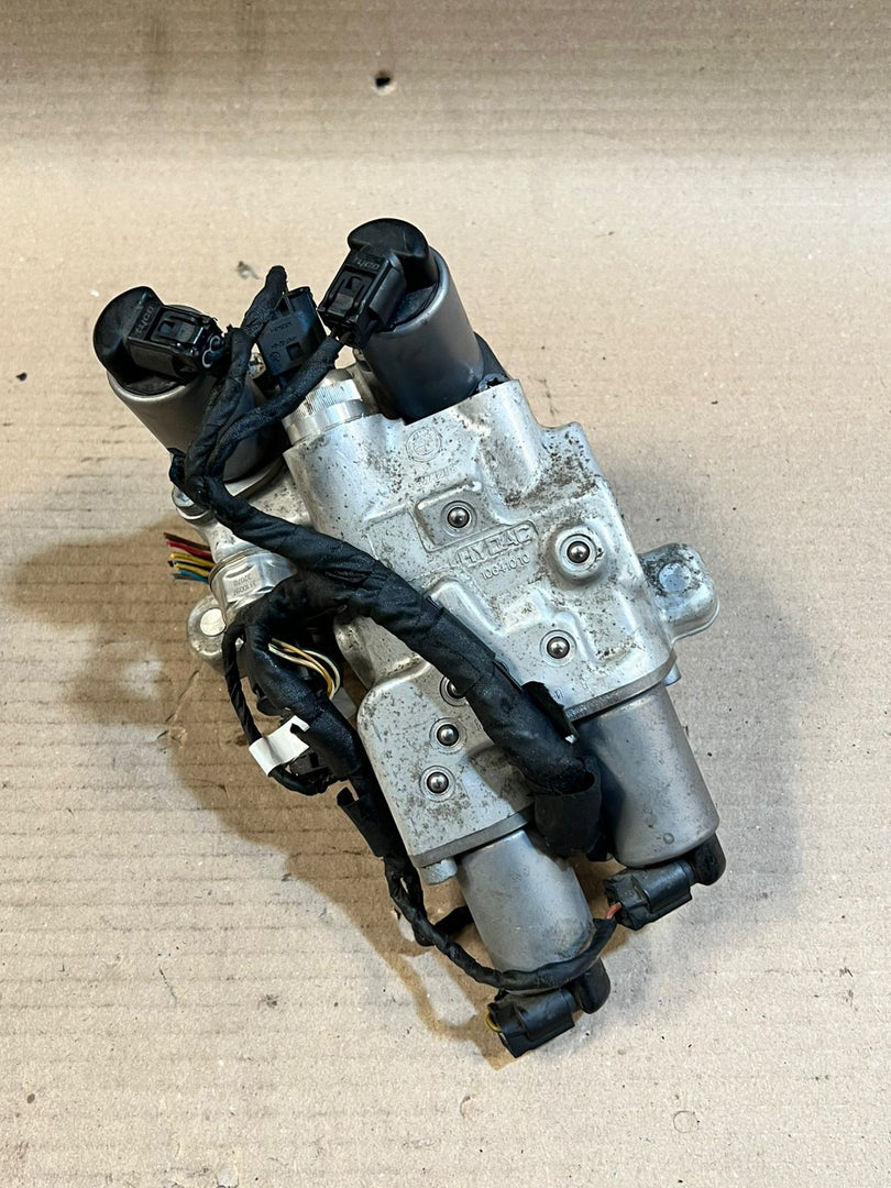 BMW 5 7 Series F10 F11 F07 F01 F02 Air Suspension Compressor 10641010 6775258 OEM