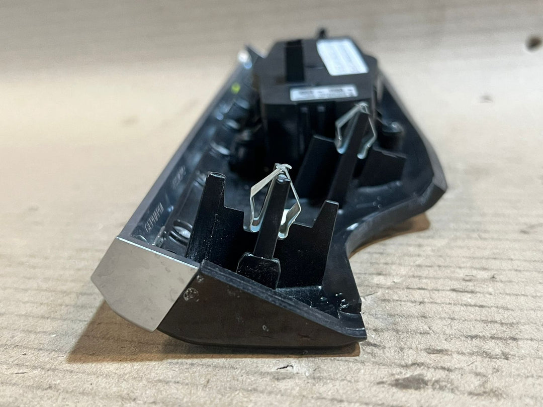 BMW X3 F25 5 Series F10 F11 F07 RHD Headlight Light Switch 9192744 OEM
