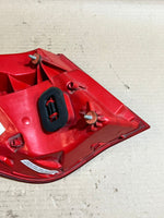 Bild in die Galerieansicht laden, BMW 7 Series F01 F02 F03 F04 Right Rear Tail Light Lamp 7182198 OEM
