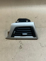 Load image into Gallery viewer, BMW 3 Series F30 F31 F35 328i Dashboard Fresh Air Vent Grille 9231995 OEM