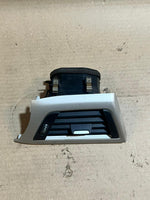 Load image into Gallery viewer, BMW 3 Series F30 F31 F35 328i Dashboard Fresh Air Vent Grille 9231995 OEM