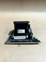 Load image into Gallery viewer, BMW 3 Series F30 F31 F35 328i Dashboard Fresh Air Vent Grille 9231995 OEM