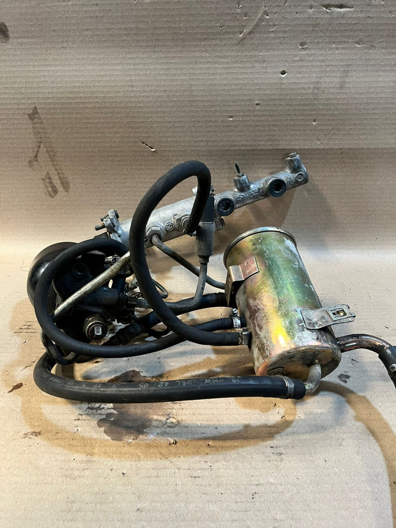 BMW 5 Series E34 530i 540i Brake Master Cylinder Used Genuine OEM