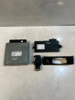 Bild in die Galerieansicht laden, BMW 525i 325i E60 E61 E90 E91 N52 2.5L MSV80 ECU DME CAS Key Set 7576297 OEM