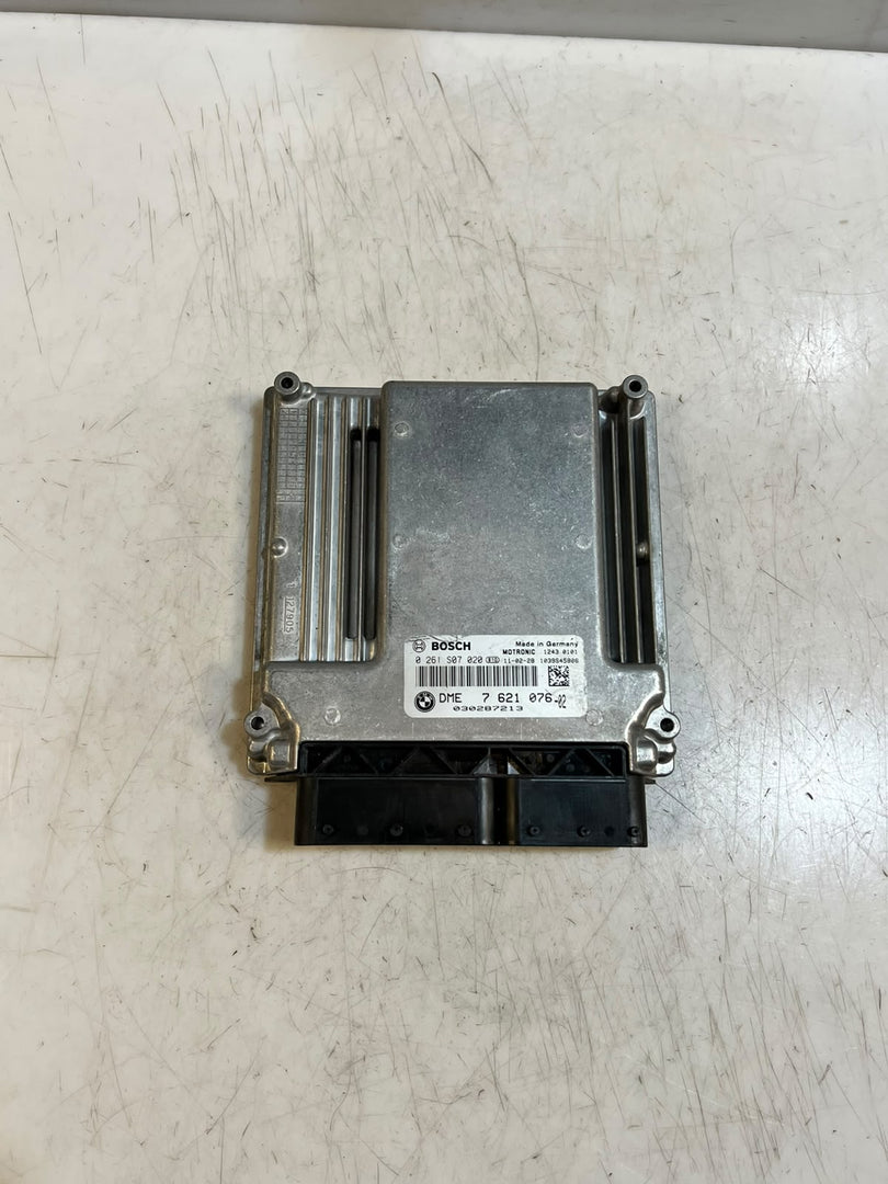 BMW X1 E84 2.0 N20 Engine Control Unit ECU DME 7621076 Bosch 0261S07020 OEM