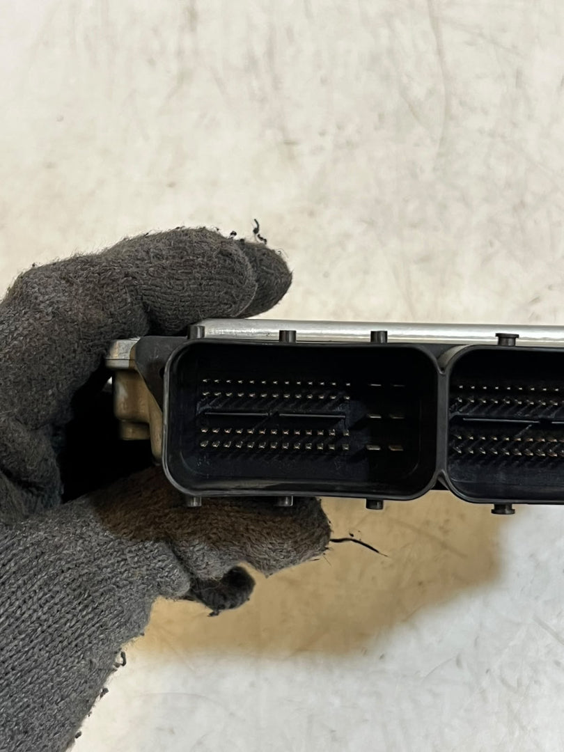 BMW E60 E87 E90 E91 318i 320i N46N Engine ECU DME 7581611 Bosch 0261S04114 OEM