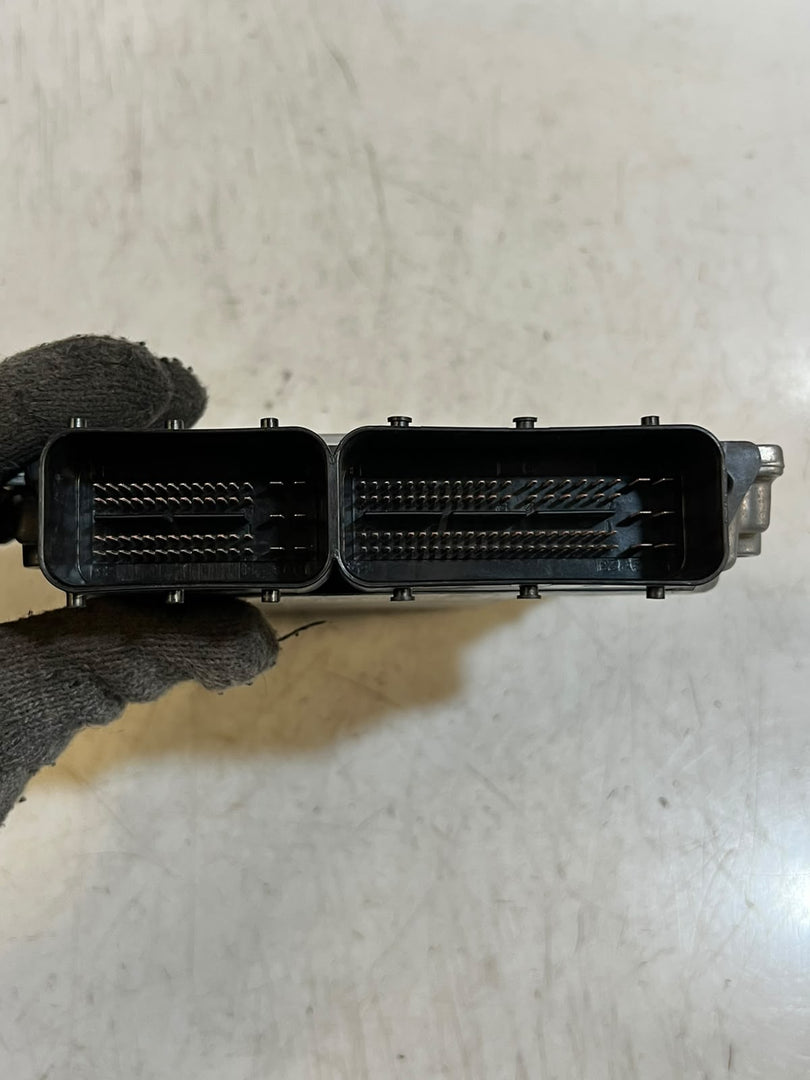 BMW X1 E84 E81 E87 E90 E91 N46N Engine Control Unit ECU DME 7628656 Bosch OEM