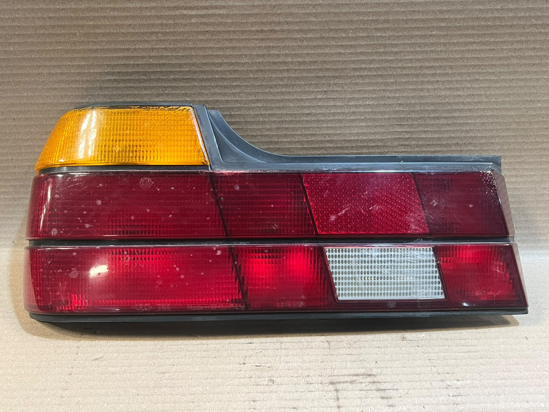 1989 BMW 735i E32 M30 USA LEFT Rear Tail Light Back Lamp Assembly OEM