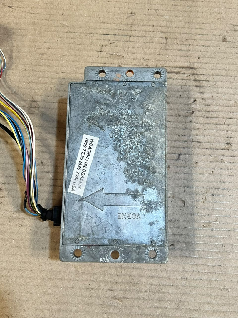 1989 BMW 735i E32 M30 SRS Airbag Control Module ECU 1382905 65771382905 OEM