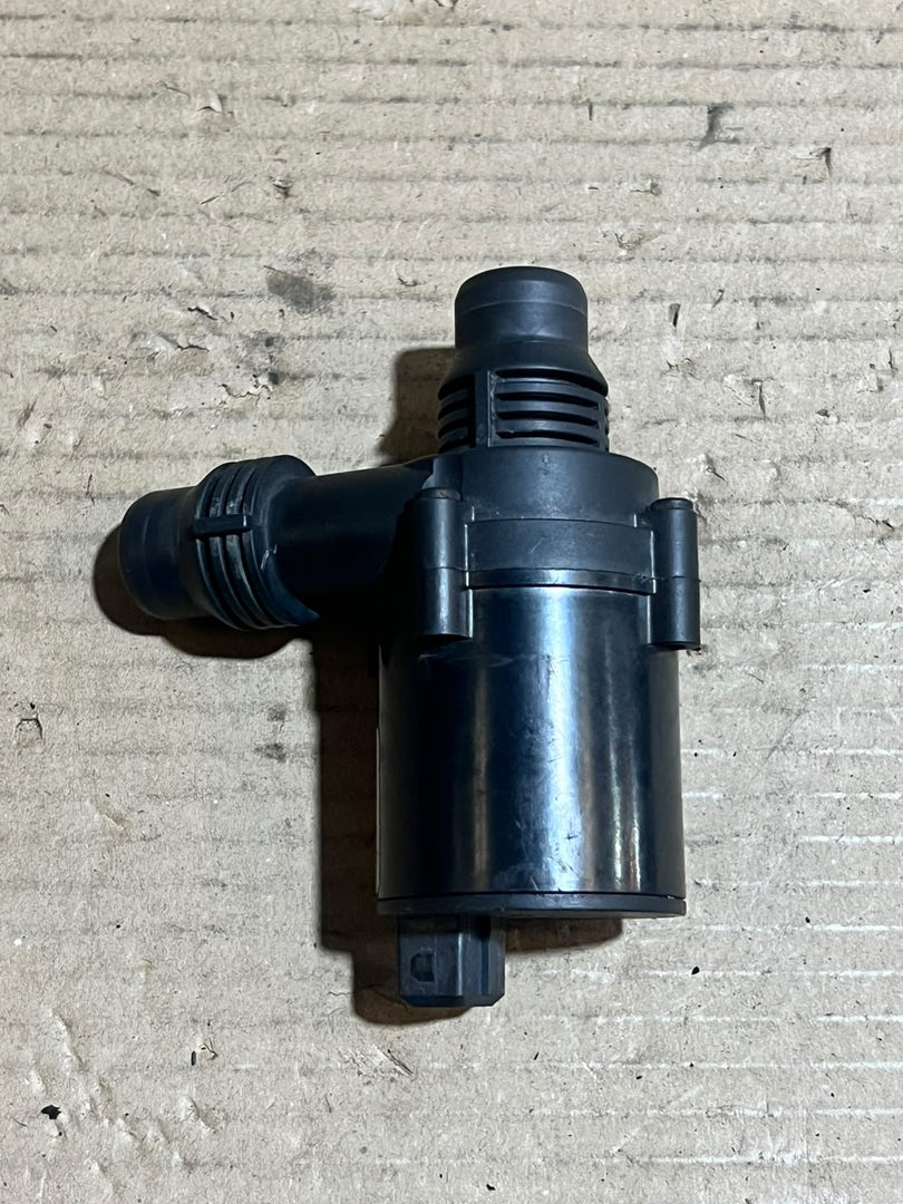 BMW X5 E70 F15 X6 E71 F16 Auxiliary Water Coolant Pump 9197085 OEM