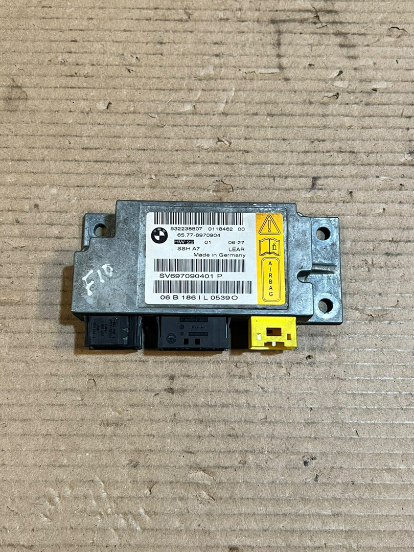 BMW 7 Series E65 E66 E67 Rear Seat Airbag Impact Sensor SRS Module 6970904 OEM