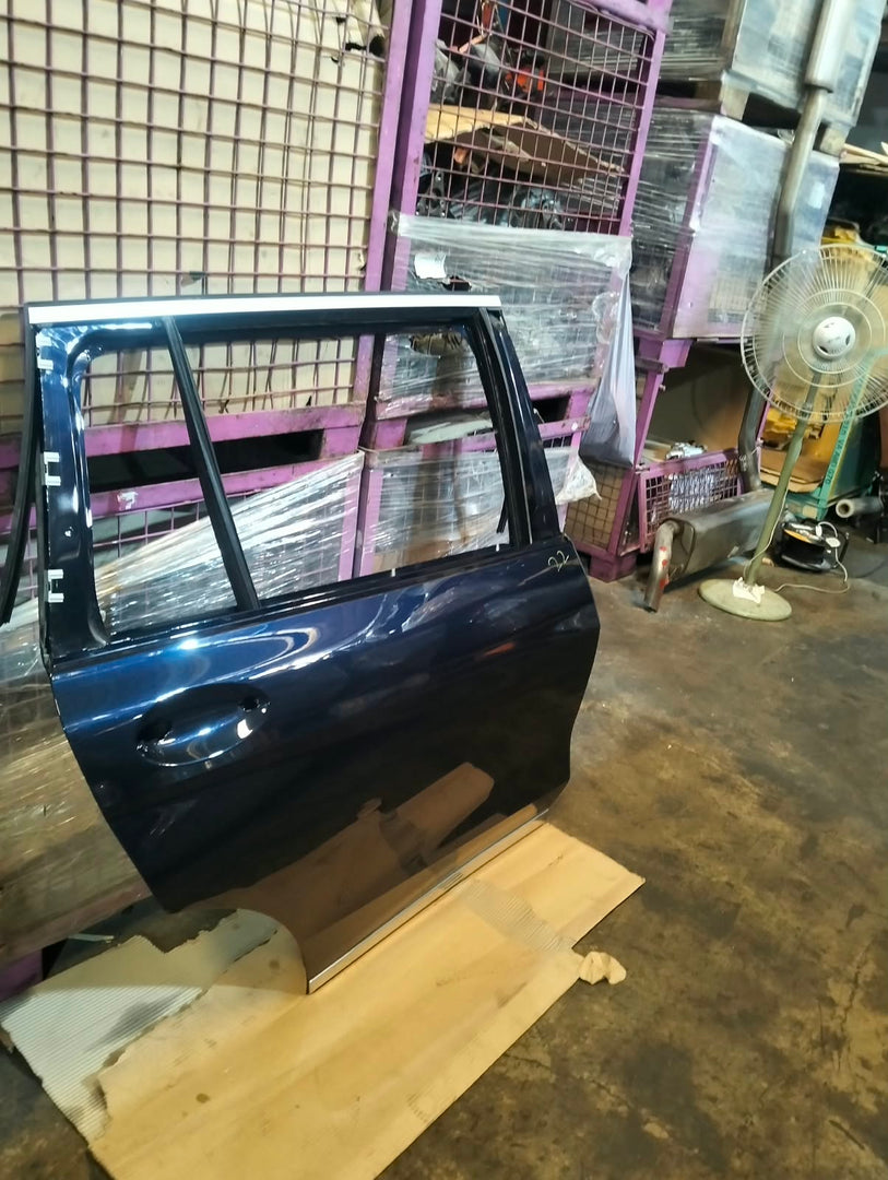 Door shell BMW G07 Rear RHS 416 paint code