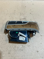 Bild in die Galerieansicht laden, 2016 BMW 7 Series G11 G12 750Li RHD Right Dashboard Air Vent Grille 9299498 OEM