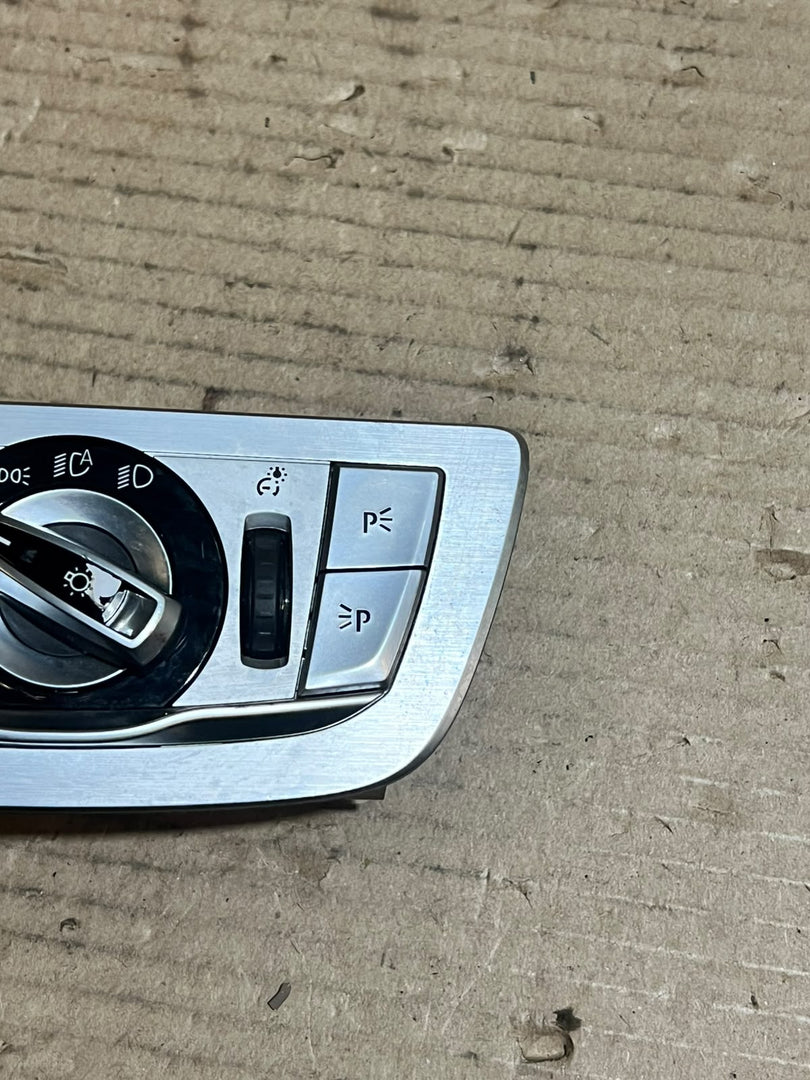 BMW 7 Series G11 G12 Headlight Light Control Switch Unit 9388939 61319472978 OEM
