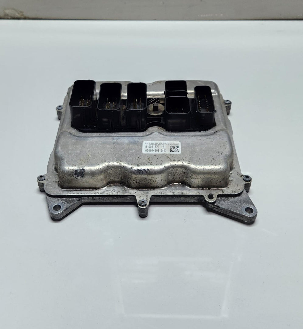Genuine BMW X1 Engine Control Unit 8603576 X1 E84 N20
