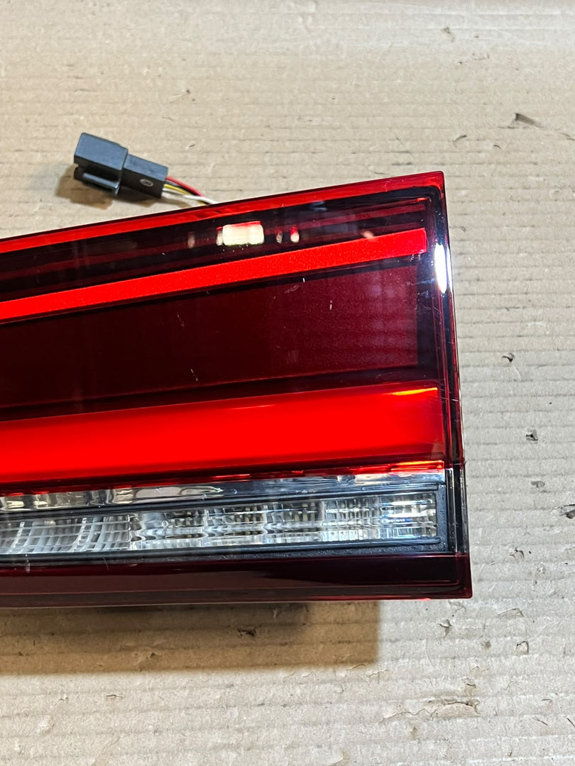 BMW X1 F48 Right Rear Tail Light Stop Brake Light Lamp OEM