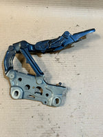 Load image into Gallery viewer, 2016-2020 BMW 7 Series G11 G12 740i 750i Front Right Hood Bonnet Hinge 7347408 OEM