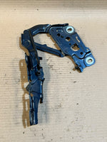 Load image into Gallery viewer, 2016-2020 BMW 7 Series G11 G12 740i 750i Front Right Hood Bonnet Hinge 7347408 OEM