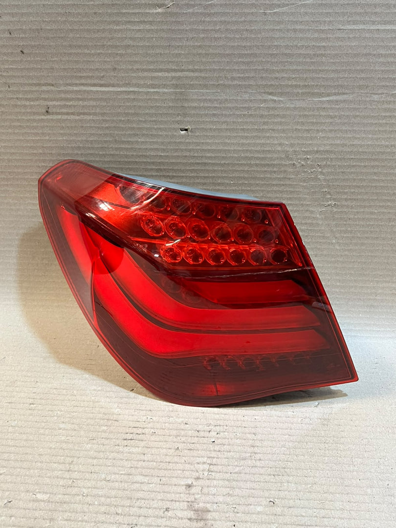 BMW 7 Series F01 F02 LCI Rear Left Outer LED Tail Stop Light 7300267 OEM ECE