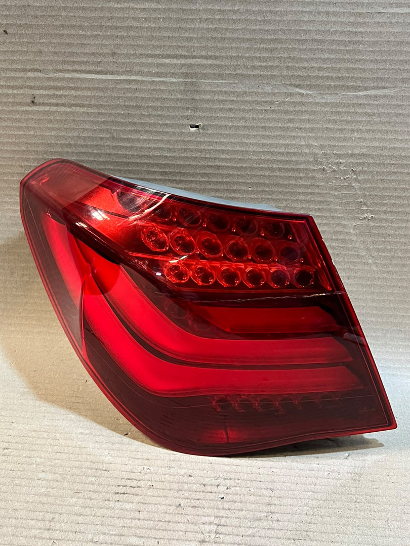 BMW 7 Series F01 F02 LCI Rear Left Outer LED Tail Stop Light 7300267 OEM ECE