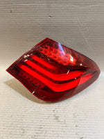 قم بتحميل الصورة إلى عارض الصور، BMW 7 Series F01 F02 F03 F04 LCI Rear Right LED Tail Stop Light 7300268 OEM ECE