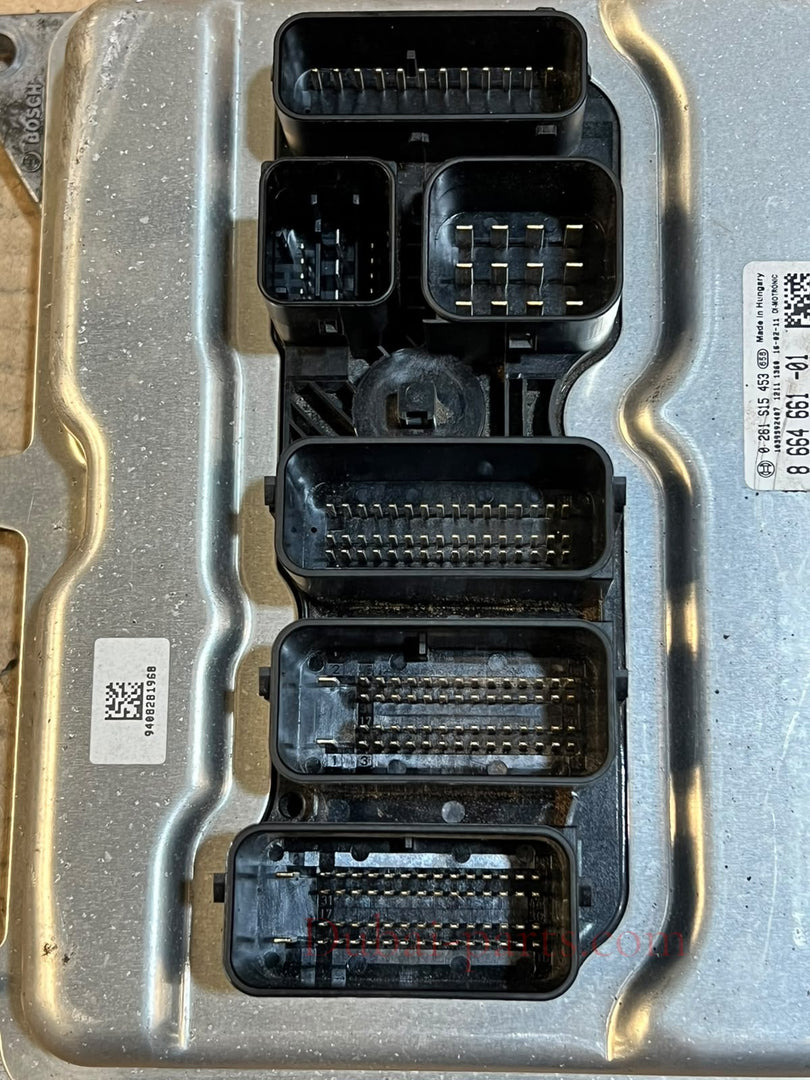 2014-2016 BMW 520i F10 N20 ECU DME CAS4 + 1 Key Complete Set 8664661 OEM